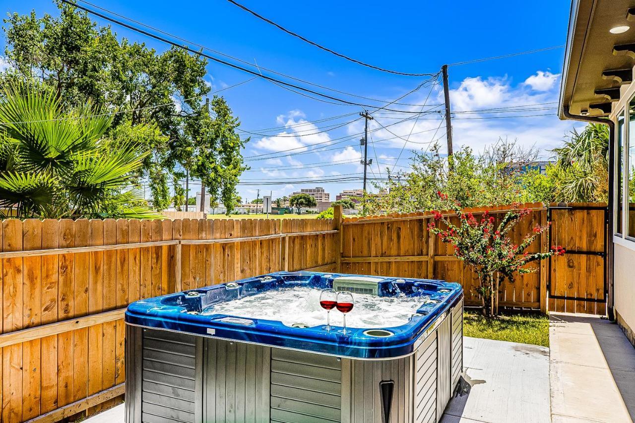 Stardust Retreat Villa Galveston Exterior photo